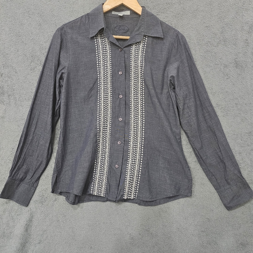 Foxcroft Fitted womens  Cotton Embroidered Shirt Size 8